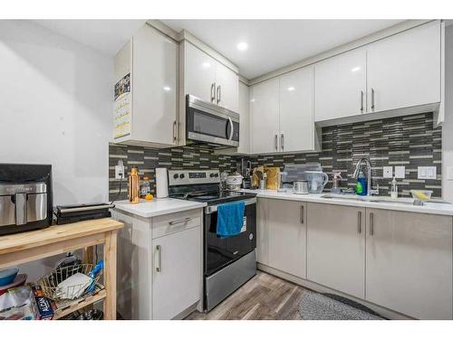 455 Savanna Boulevard Ne, Calgary, AB - Indoor Photo Showing Kitchen With Upgraded Kitchen