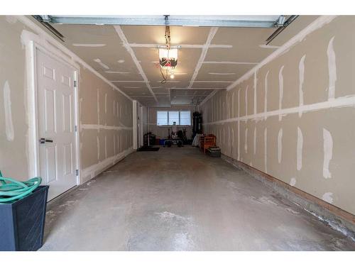 6 Walden Walk Se, Calgary, AB - Indoor Photo Showing Garage