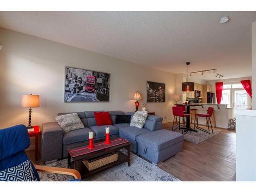 6 Walden Walk Se, Calgary, AB - Indoor Photo Showing Living Room