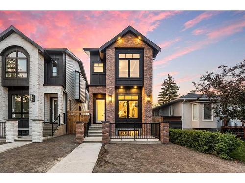 2110 Broadview Road Nw, Calgary, AB - Outdoor With Facade