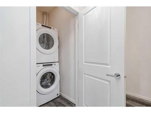 4013-15 Sage Meadows Landing Nw, Calgary, AB - Indoor Photo Showing Laundry Room