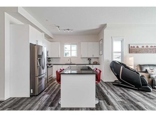 4013-15 Sage Meadows Landing Nw, Calgary, AB - Indoor Photo Showing Kitchen