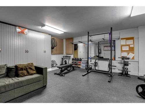 2319 16 Street Sw, Calgary, AB - Indoor Photo Showing Gym Room