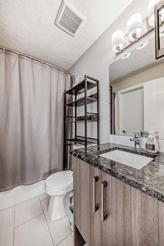 103-24 Sage Hill Terrace Nw, Calgary, AB - Indoor Photo Showing Bathroom