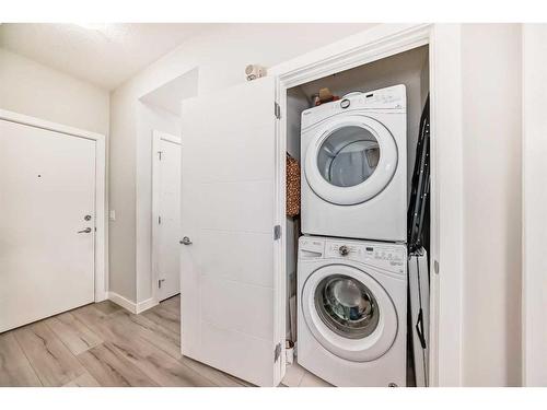 103-24 Sage Hill Terrace Nw, Calgary, AB - Indoor Photo Showing Laundry Room