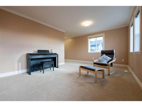 140 Royal Birch Crescent Nw, Calgary, AB - Indoor