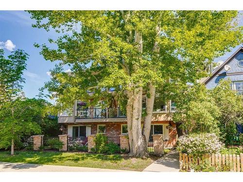 201-534 22 Avenue Sw, Calgary, AB - Outdoor With Balcony