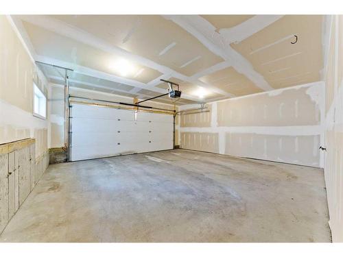 373 Nolancrest Heights Nw, Calgary, AB - Indoor Photo Showing Garage