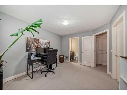 1-1621 27 Avenue Sw, Calgary, AB - Indoor Photo Showing Other Room