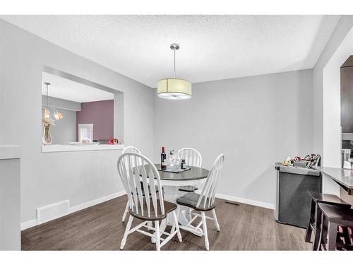 305 Auburn Bay Circle Se, Calgary, AB - Indoor Photo Showing Dining Room