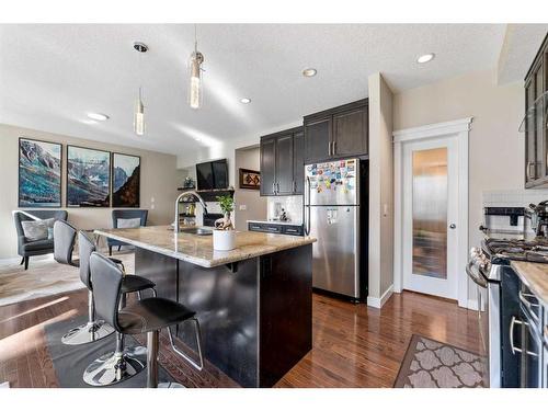 200 Evanswood Circle Nw, Calgary, AB - Indoor Photo Showing Kitchen With Stainless Steel Kitchen With Upgraded Kitchen