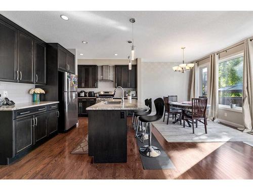 200 Evanswood Circle Nw, Calgary, AB - Indoor Photo Showing Kitchen With Stainless Steel Kitchen With Upgraded Kitchen