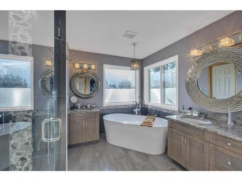 238 Valley Glen Bay Nw, Calgary, AB - Indoor Photo Showing Bathroom