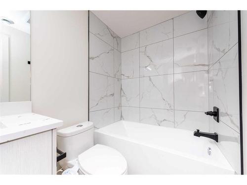 148 Saddlelake Manor Ne, Calgary, AB - Indoor Photo Showing Bathroom