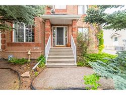 9987 Scurfield Drive NW Calgary, AB T3L 1X1
