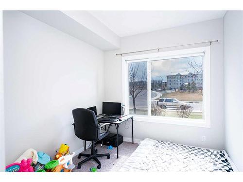 111-20 Sage Hill Terrace Nw, Calgary, AB - Indoor Photo Showing Bedroom