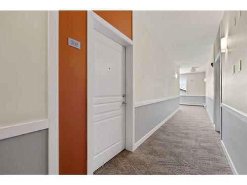 308-76 Panatella Road Nw, Calgary, AB - Indoor Photo Showing Other Room