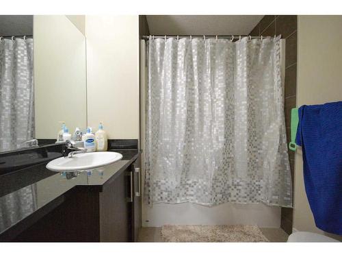 327 Taralake Way Ne, Calgary, AB - Indoor Photo Showing Bathroom