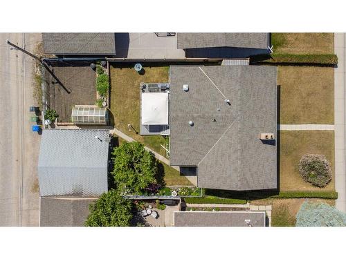 56 Huntwick Way Ne, Calgary, AB - Outdoor