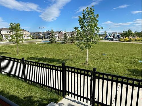 14 Yorkstone Walk Sw, Calgary, AB - Outdoor With View