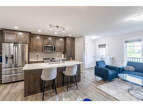 14 Yorkstone Walk Sw, Calgary, AB - Indoor Photo Showing Kitchen With Upgraded Kitchen