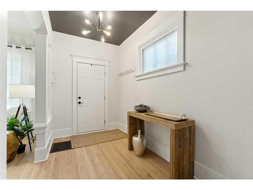 926 19 Avenue Sw, Calgary, AB - Indoor Photo Showing Other Room