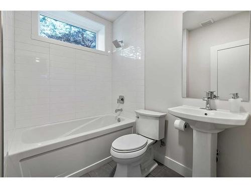 41 Ranch Road, Okotoks, AB - Indoor Photo Showing Bathroom