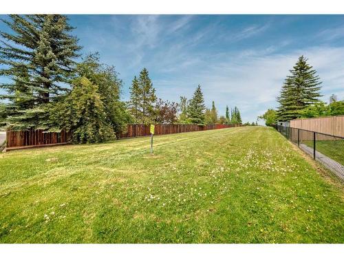 224 Edgebank Circle Nw, Calgary, AB - Outdoor