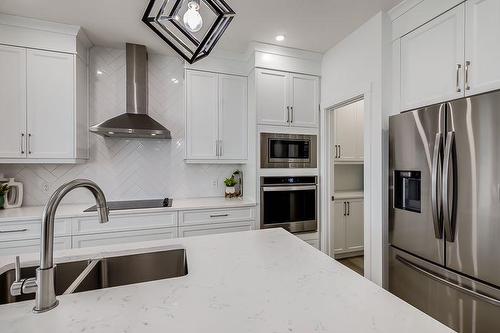 312 Calhoun Common Ne, Calgary, AB - Indoor Photo Showing Kitchen With Upgraded Kitchen