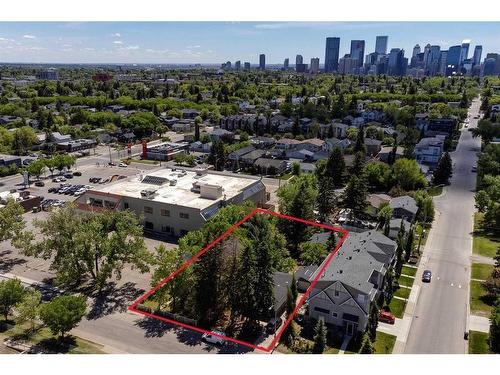 535 & 533 24Th Avenue Nw, Calgary, AB - Outdoor With View