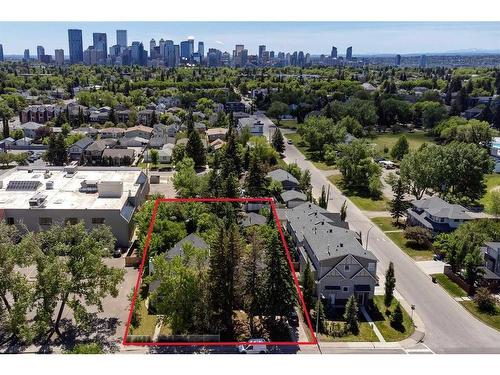 535 & 533 24Th Avenue Nw, Calgary, AB - Outdoor With View