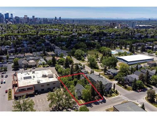 535 & 533 24Th Avenue Nw, Calgary, AB - Outdoor With View