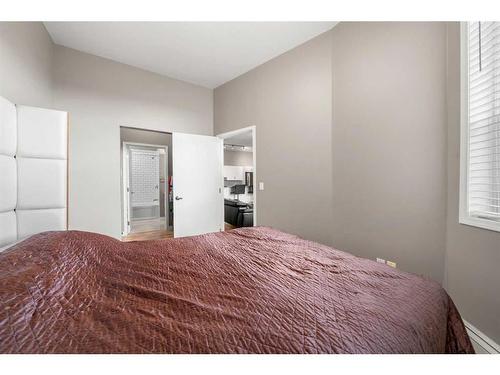 401-1410 2 Street Sw, Calgary, AB - Indoor Photo Showing Bedroom