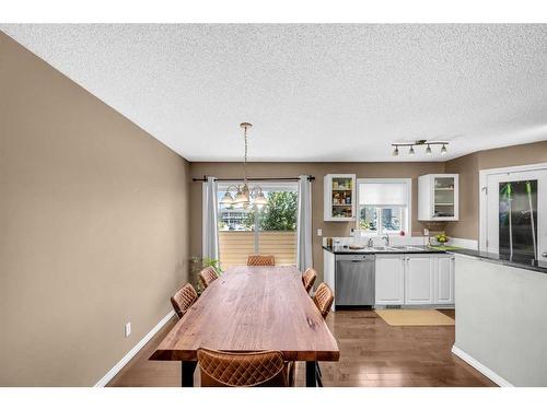 177 Royal Birch Mount Nw, Calgary, AB - Indoor