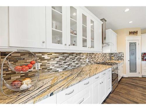 81008 404 Avenue East, Rural Foothills County, AB - Indoor Photo Showing Kitchen With Upgraded Kitchen