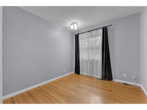 6260 Dalmarnock Crescent Nw, Calgary, AB - Indoor Photo Showing Other Room