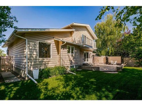 16 Woodfield Way Sw, Calgary, AB - Outdoor With Deck Patio Veranda