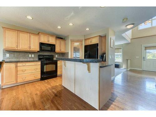 89 Coventry Hills Drive Ne, Calgary, AB - Indoor Photo Showing Kitchen