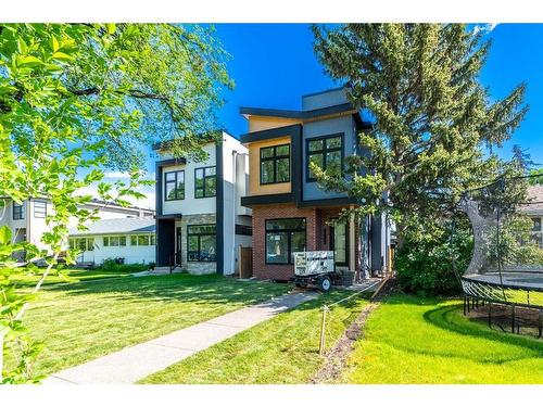 2911 4 Avenue Nw, Calgary, AB - Outdoor With Facade