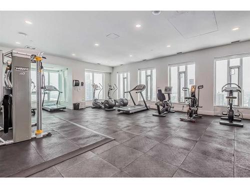 1609-901 10 Avenue Sw, Calgary, AB - Indoor Photo Showing Gym Room