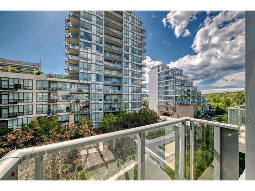 412-51 Waterfront Mews Sw, Calgary, AB - Outdoor With Balcony