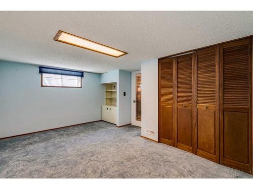 360 Templeside Circle Ne, Calgary, AB - Indoor Photo Showing Other Room