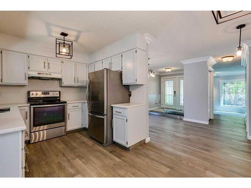 360 Templeside Circle Ne, Calgary, AB - Indoor Photo Showing Kitchen