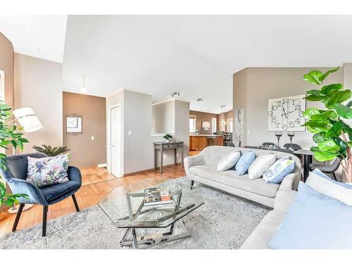 148 Mt Aberdeen Close Se, Calgary, AB - Indoor Photo Showing Living Room