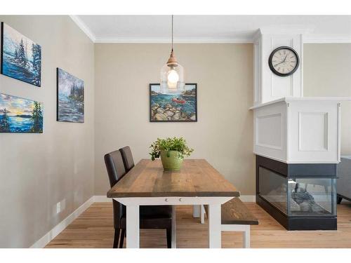 2-1924 25 Street Sw, Calgary, AB - Indoor Photo Showing Dining Room