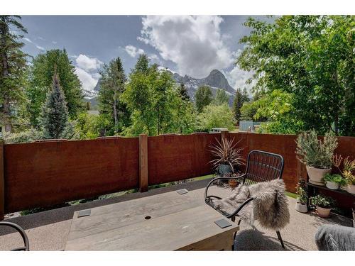 922A 9Th Streert Street, Canmore, AB - Outdoor