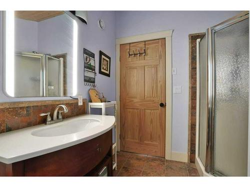 3444 Twp 352, Rural Red Deer County, AB - Indoor Photo Showing Bathroom