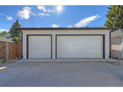 2616 26A Street Sw, Calgary, AB - Outdoor With Exterior