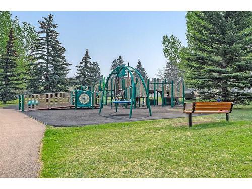 2616 26A Street Sw, Calgary, AB - Outdoor