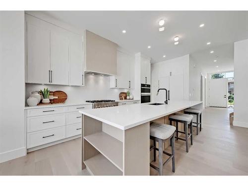 2616 26A Street Sw, Calgary, AB - Indoor Photo Showing Kitchen With Upgraded Kitchen